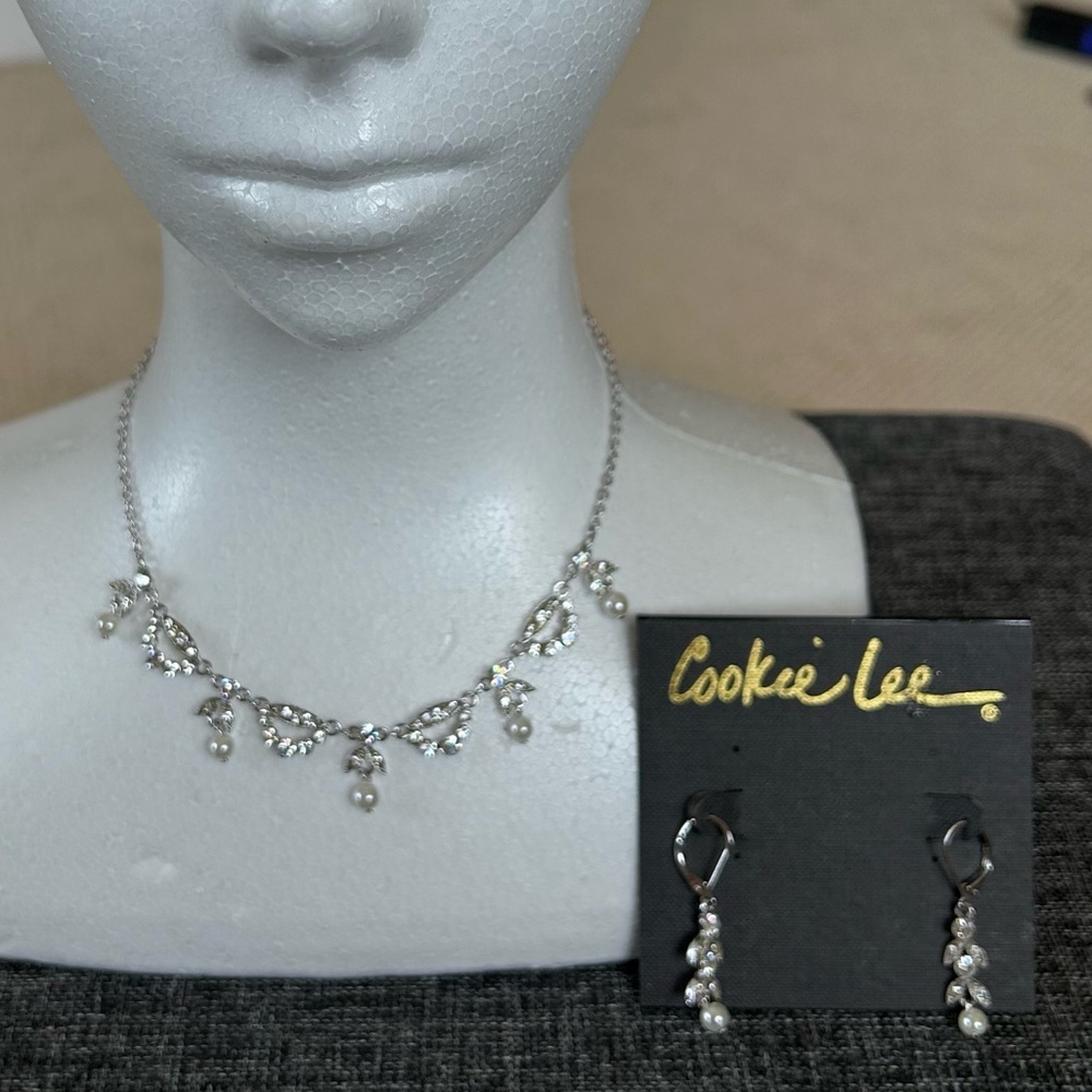 NWT Genuine Crystal Cookie Lee Set